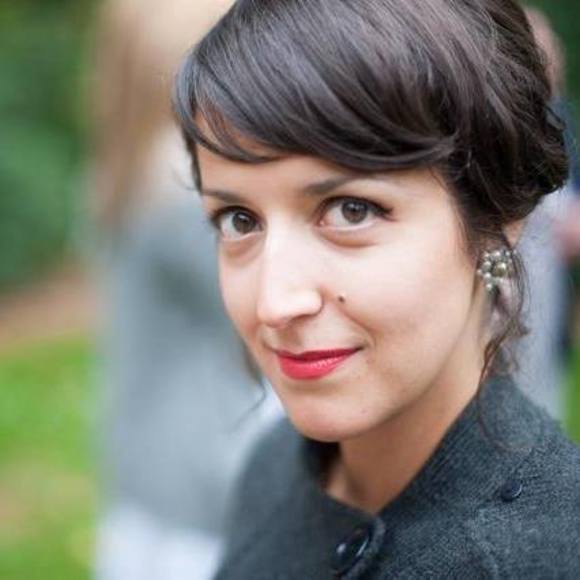 Meet your Posher, Sarah - Picture 1 of 1